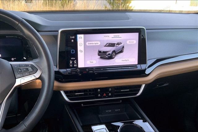 Used 2024 Volkswagen Atlas Cross Sport SEL R-Line image 6