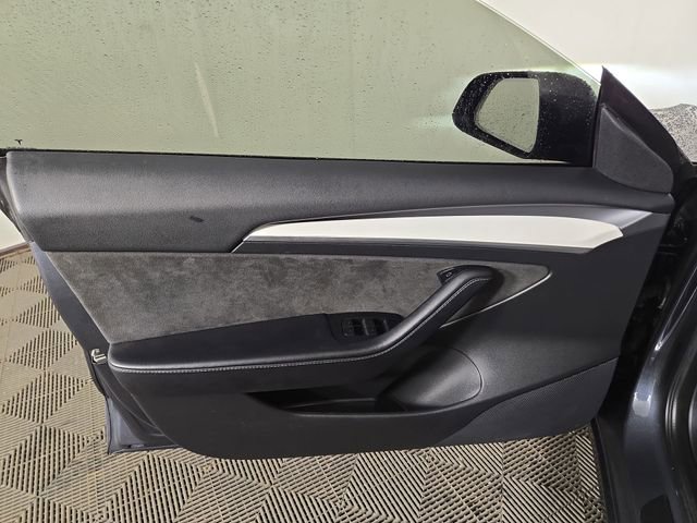 Used 2022 Tesla Model 3 Performance image 29