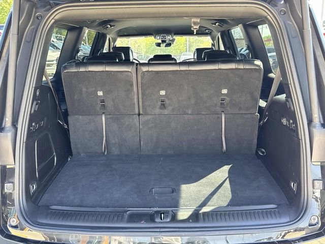 Used 2024 Jeep Wagoneer Series II w/ Flexible Seating Group image 12