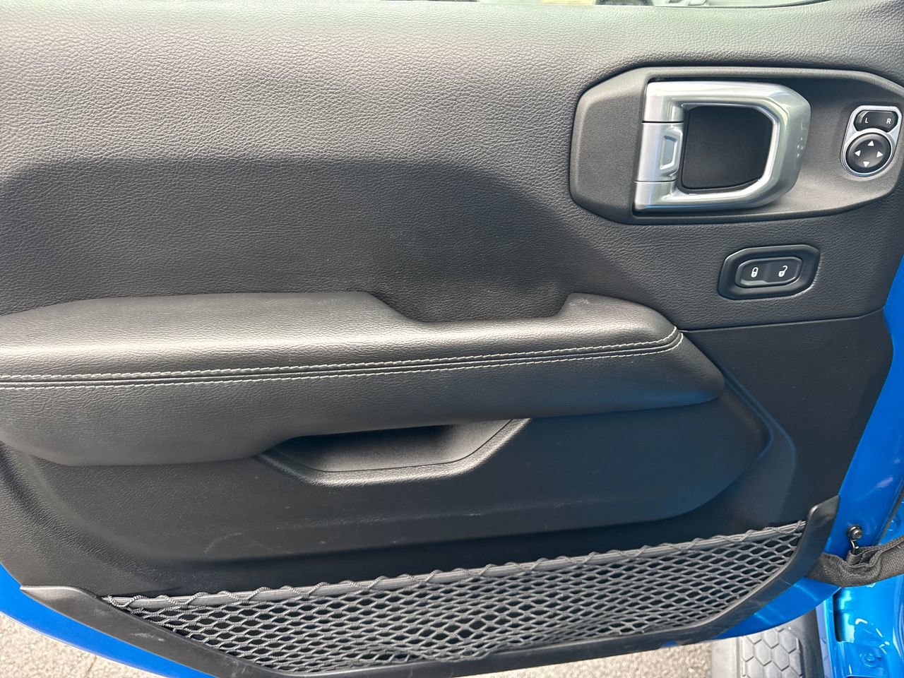 Used 2023 Jeep Wrangler Sahara w/ LED Lighting Group image 16