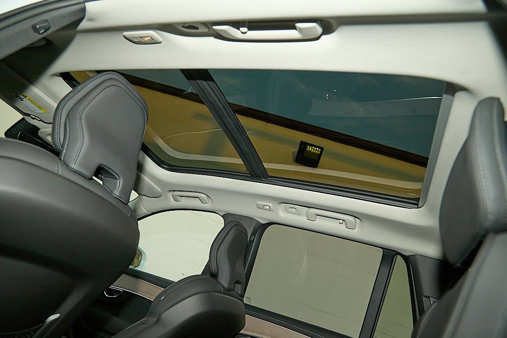 New 2025 Volvo XC90 B6 Plus w/ Protection Package Premier image 22