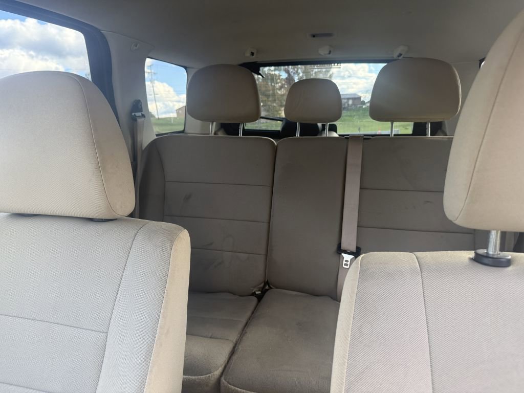 Used 2010 Ford Escape XLT image 6