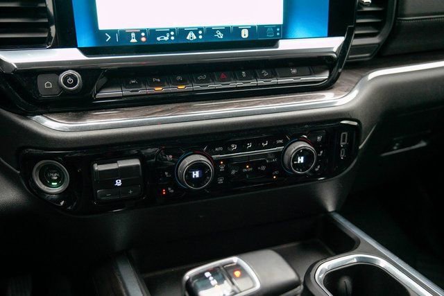 Used 2024 Chevrolet Silverado 1500 LTZ image 29