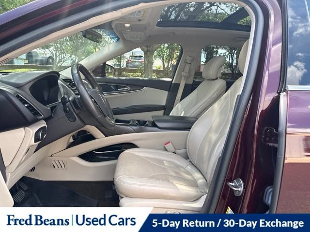 Used 2019 Lincoln Nautilus Reserve w/ Cargo Utility Package FWD image 13