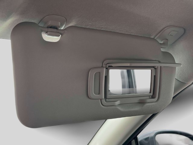 Used 2025 Nissan Sentra SV FWD image 30