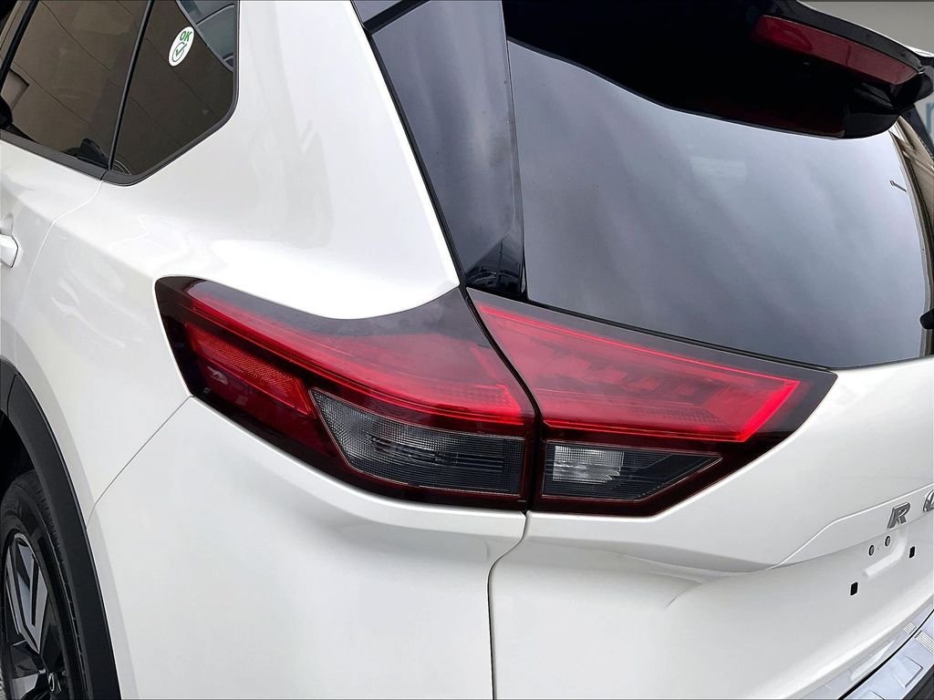 Used 2023 Nissan Rogue SL w/ SL Premium Package AWD/4WD image 34