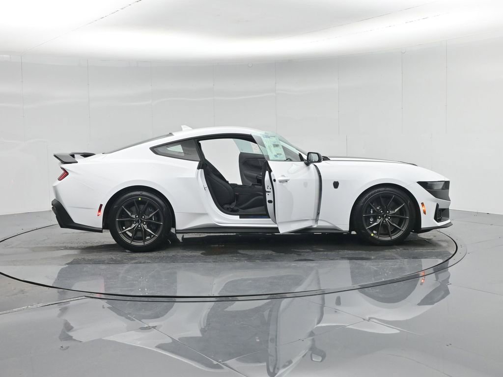 New 2026 Ford Mustang Dark Horse image 4