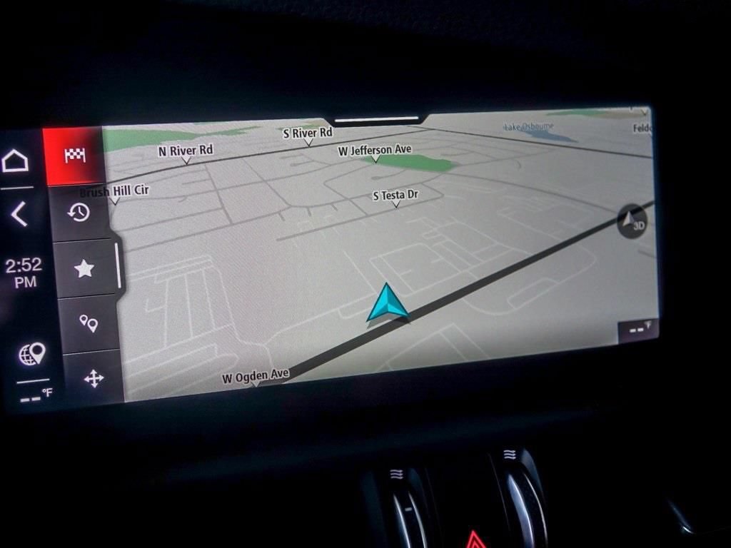 New 2025 Alfa Romeo Giulia AWD w/ Driving Assist Package image 16