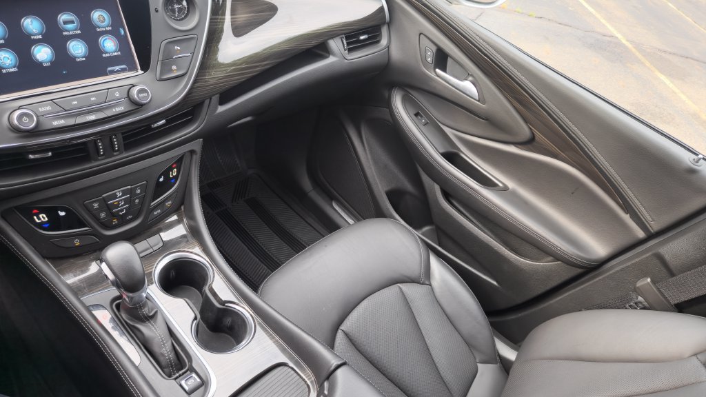Used 2019 Buick Envision Essence AWD/4WD image 23