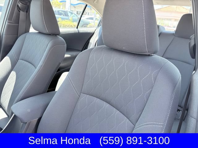Used 2025 Toyota Corolla LE FWD image 11