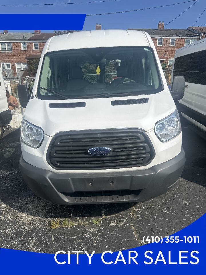 Used 2018 Ford Transit 250 130 Medium Roof RWD image 1