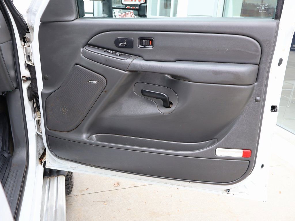 Used 2003 Chevrolet Silverado 2500 LS w/ Skid Plate Package image 33