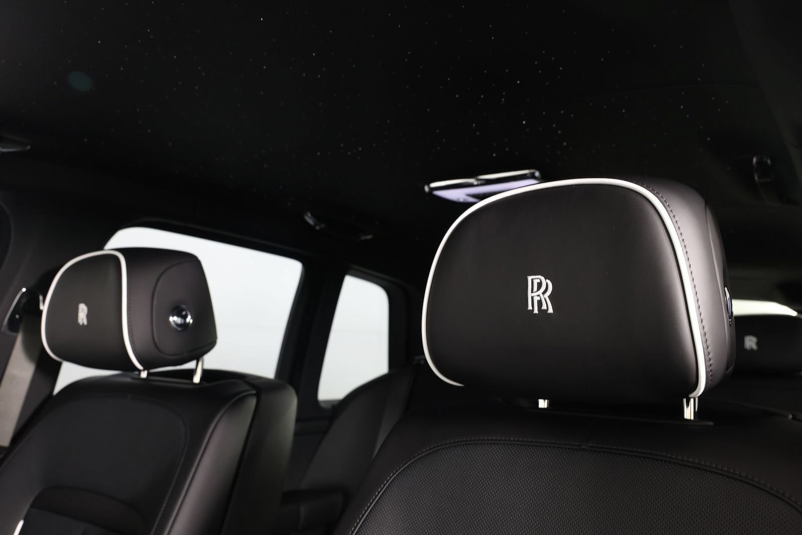 New 2026 Rolls-Royce Cullinan AWD/4WD image 33