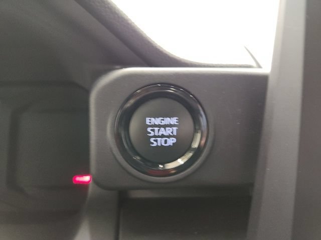 Used 2025 Toyota Tacoma SR RWD image 44
