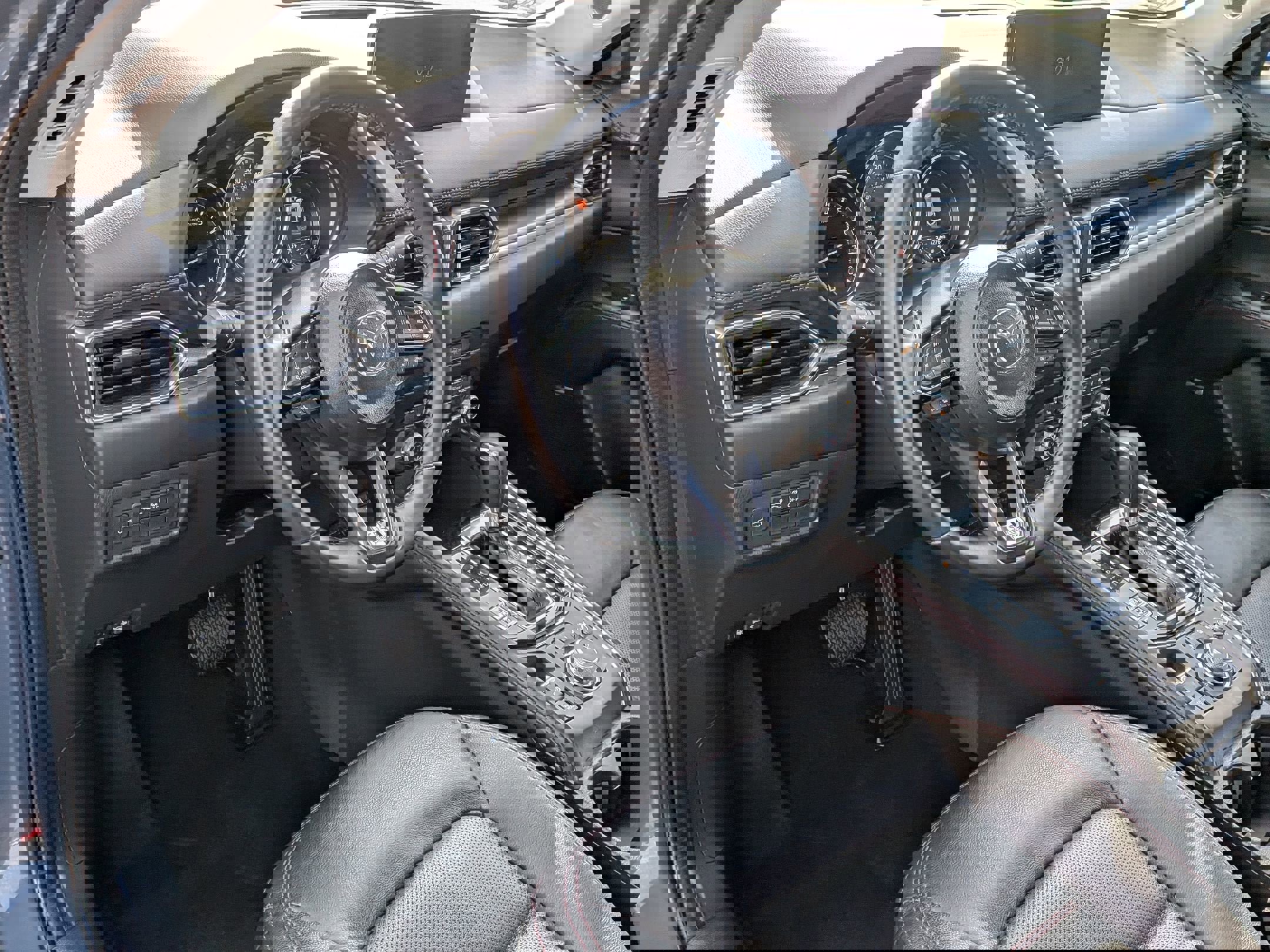 Used 2023 MAZDA CX-5 Carbon Edition image 13