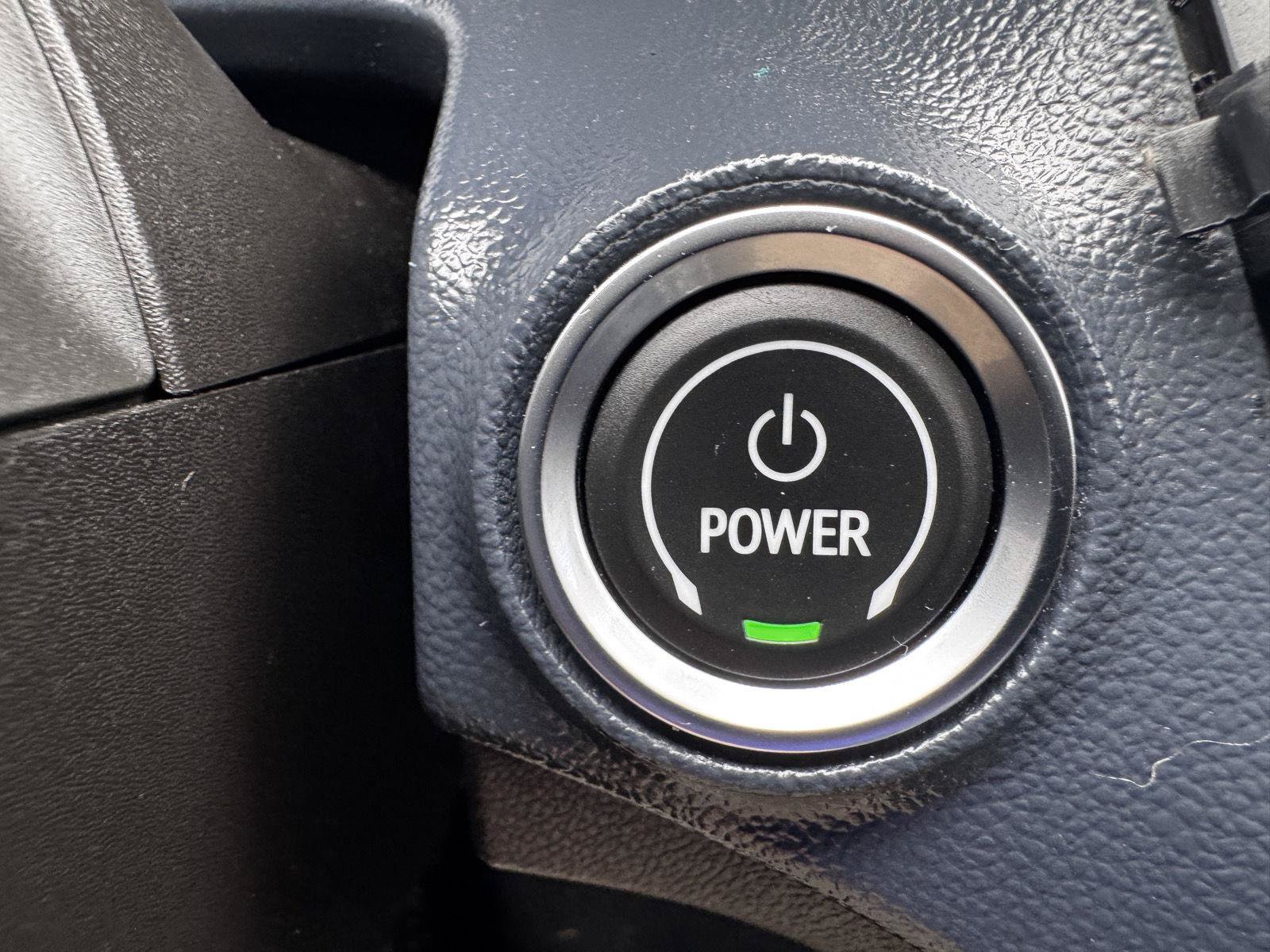 Used 2022 Chevrolet Bolt EUV Premier w/ Sun & Sound Package FWD image 33