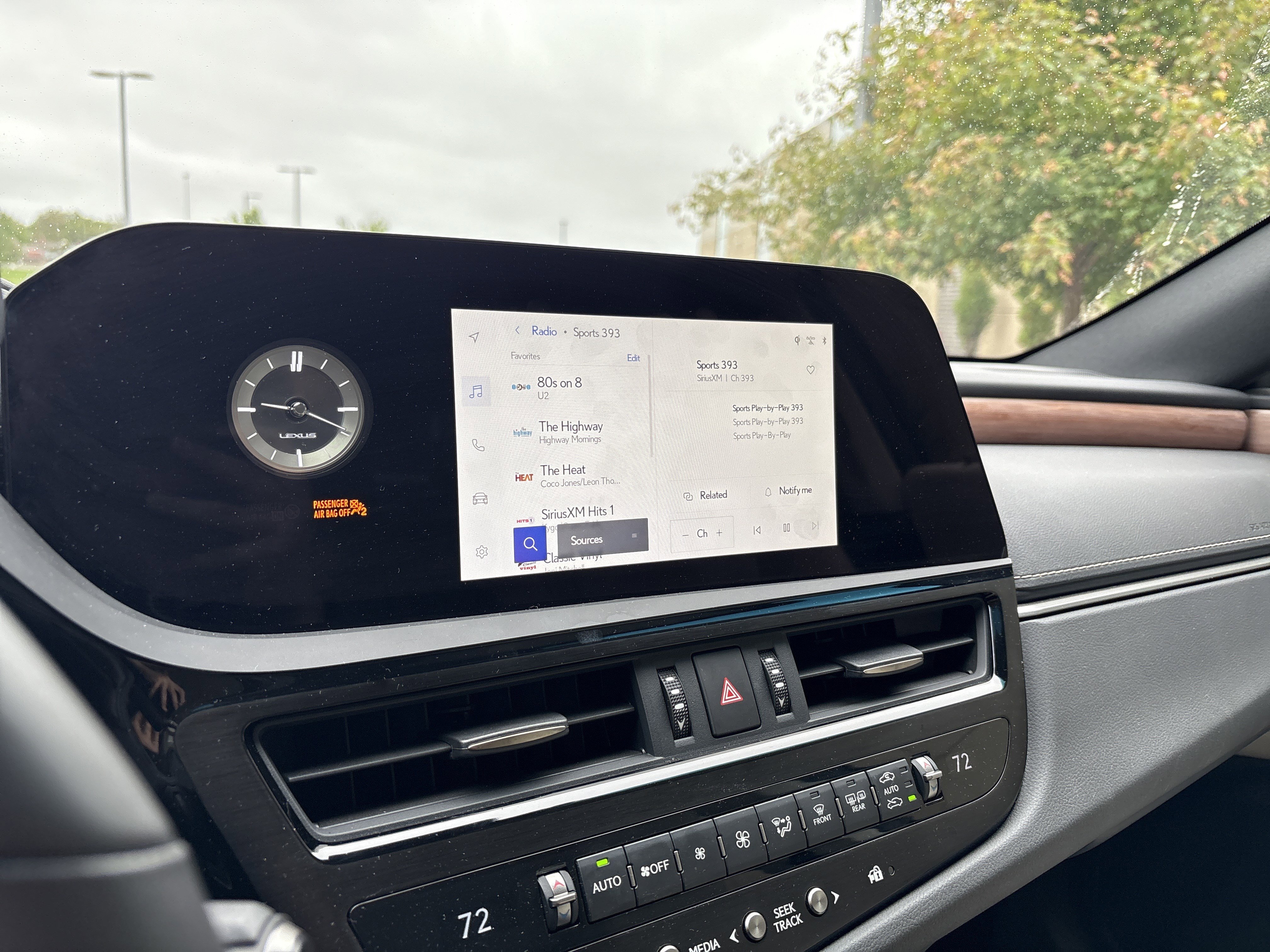 Used 2025 Lexus ES 350 w/ Premium Package FWD image 23