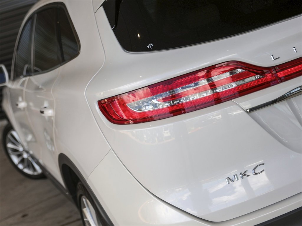 Used 2019 Lincoln MKC Reserve w/ MKC Technology Package image 14