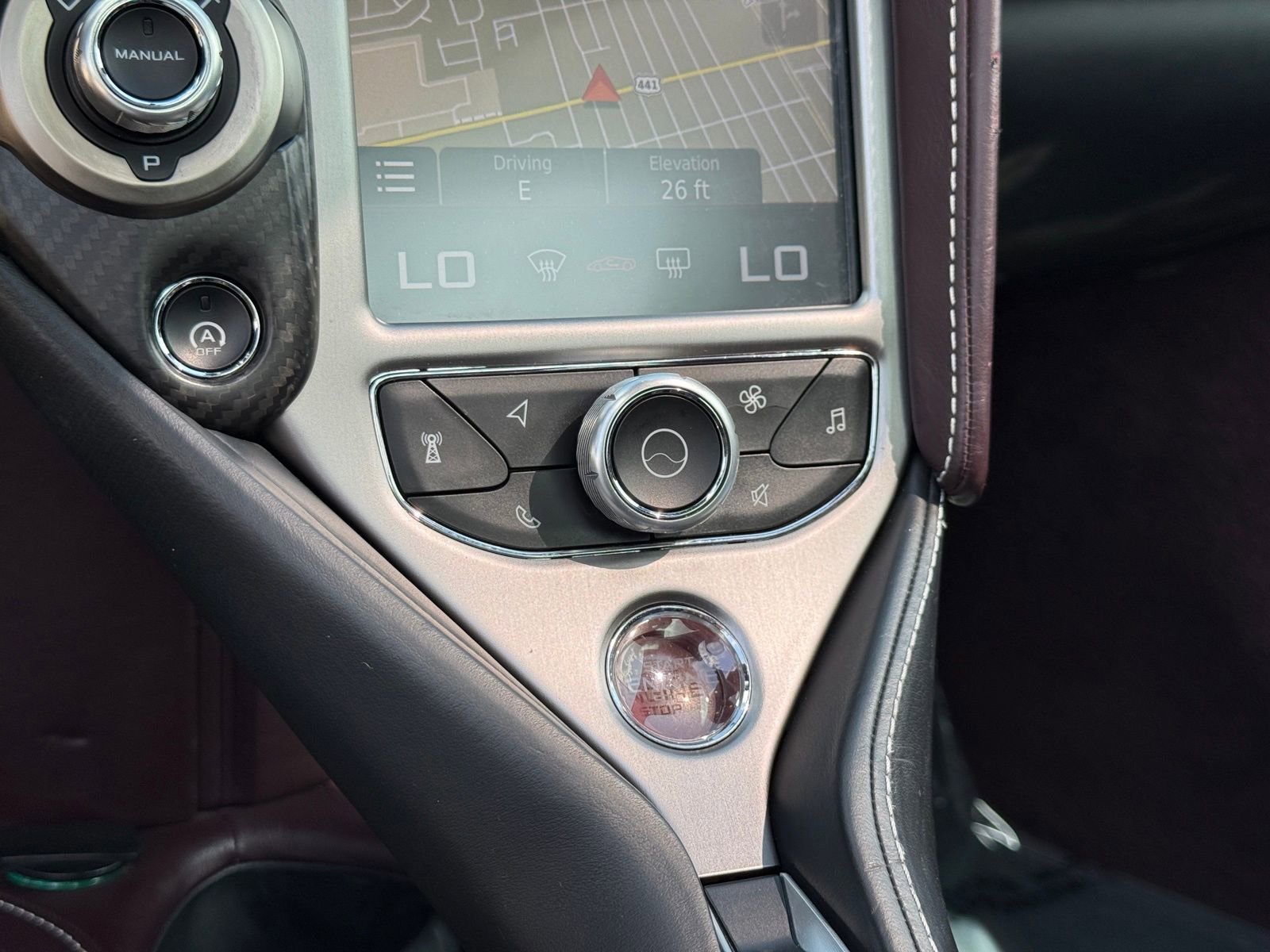 Used 2018 McLaren 720S image 25