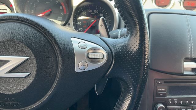 Used 2020 Nissan 370Z Coupe RWD image 11
