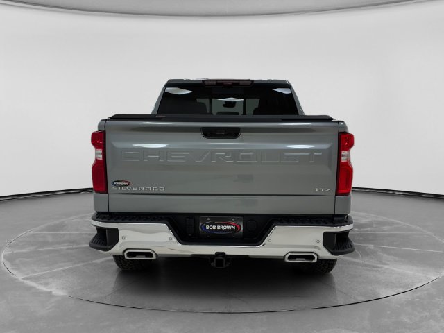Used 2025 Chevrolet Silverado 1500 LTZ AWD/4WD image 4