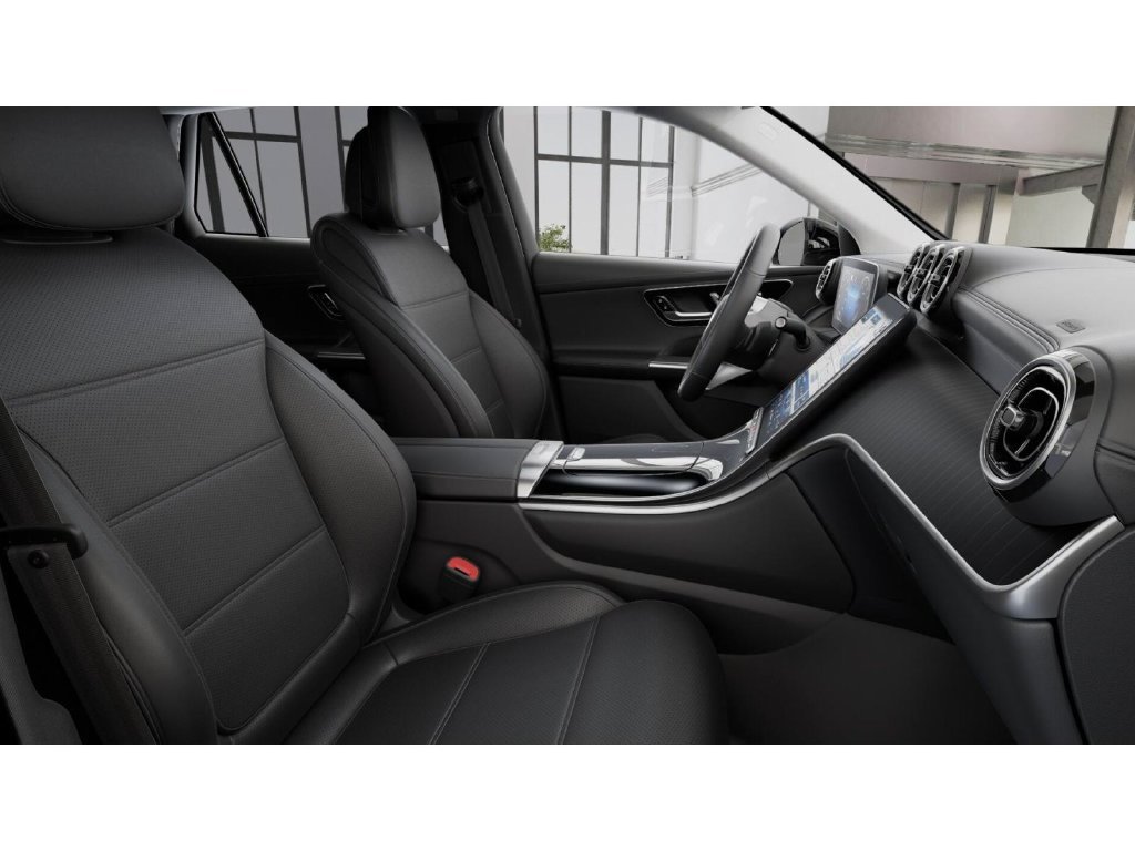 Certified 2023 Mercedes-Benz GLC 300 4MATIC image 4