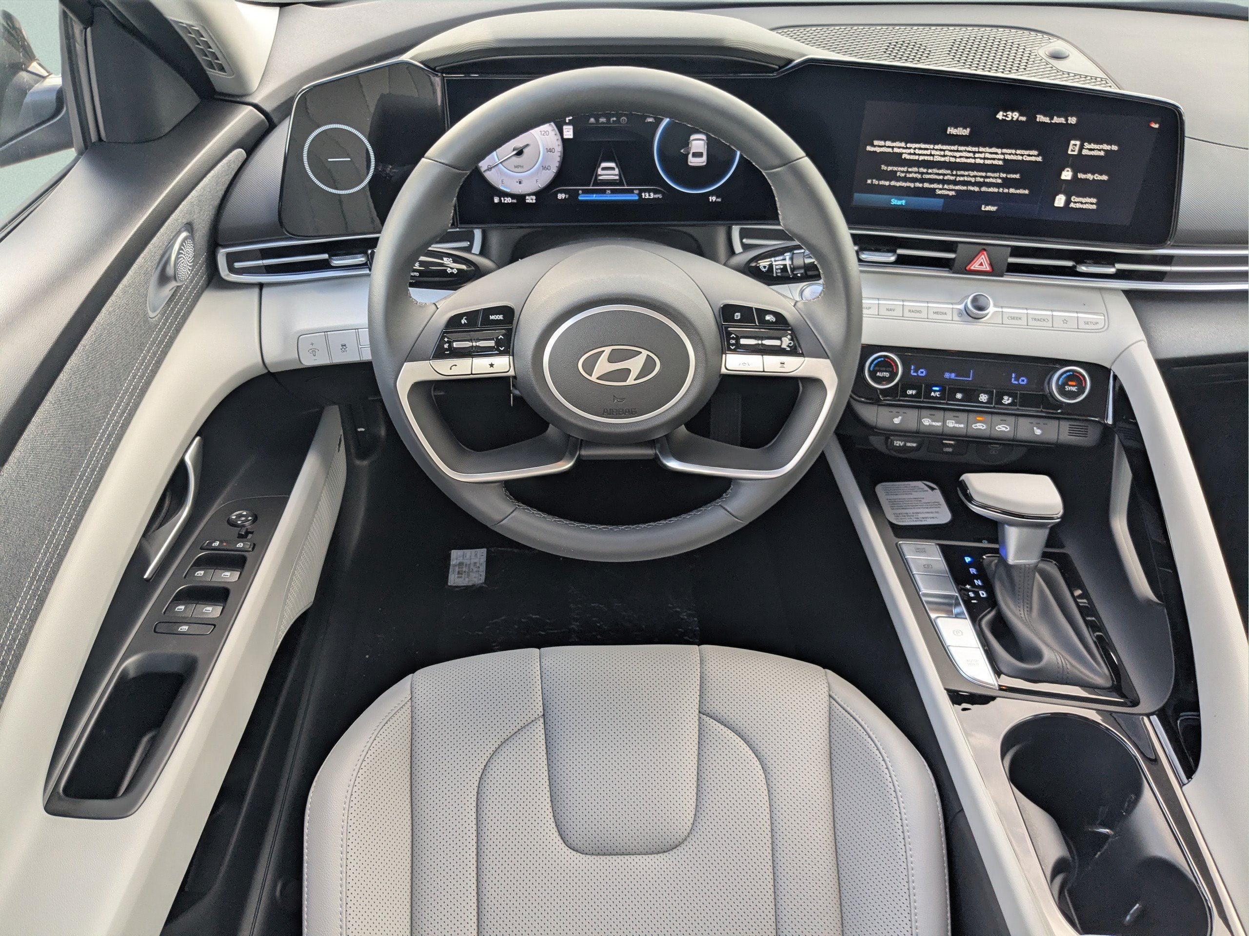 New 2026 Hyundai Elantra Limited FWD image 14