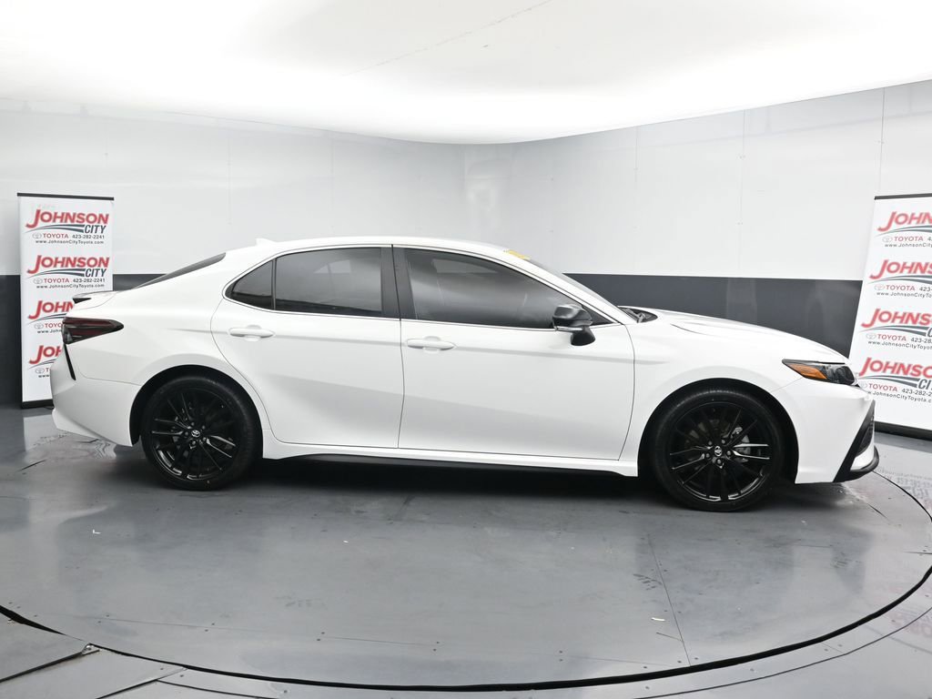 Used 2024 Toyota Camry SE w/ Blackout Package (TMS) AWD/4WD image 9
