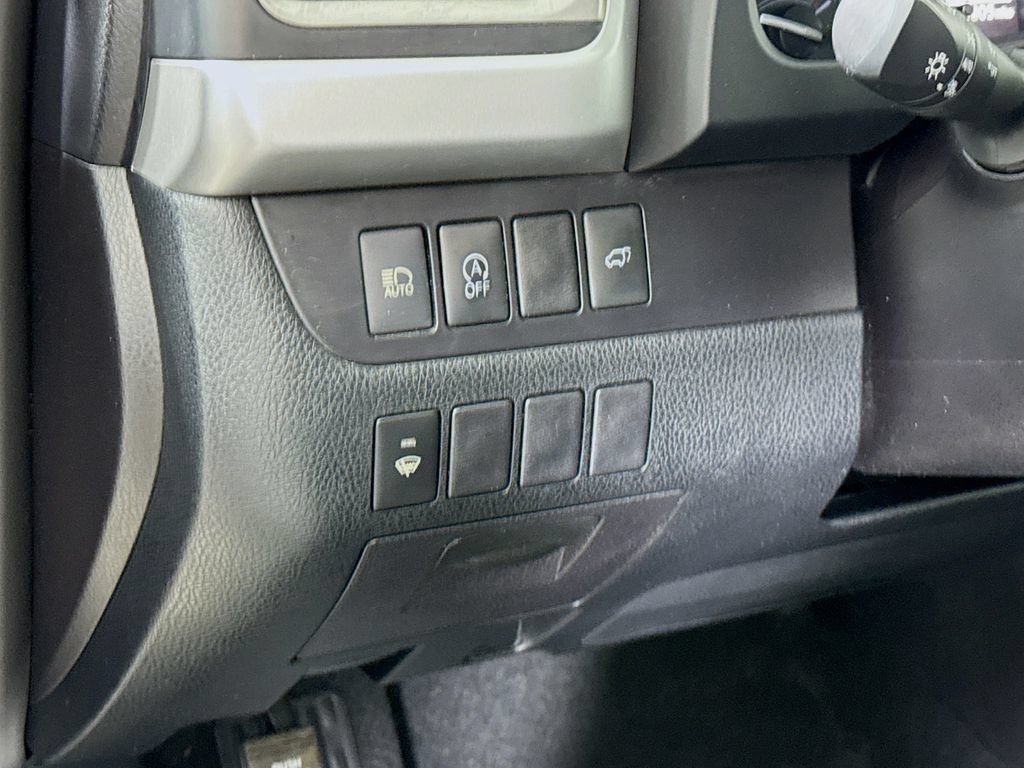 Certified 2019 Toyota Highlander XLE AWD/4WD image 21