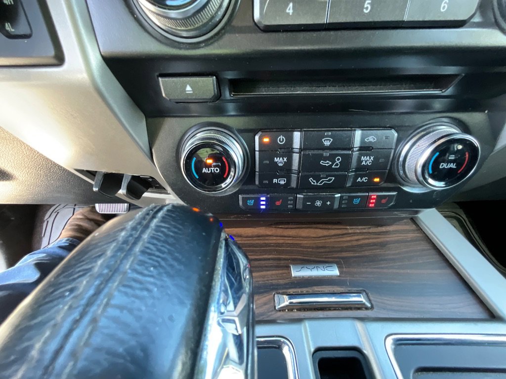 Used 2016 Ford F150 Lariat w/ Equipment Group 501A Mid AWD/4WD image 21