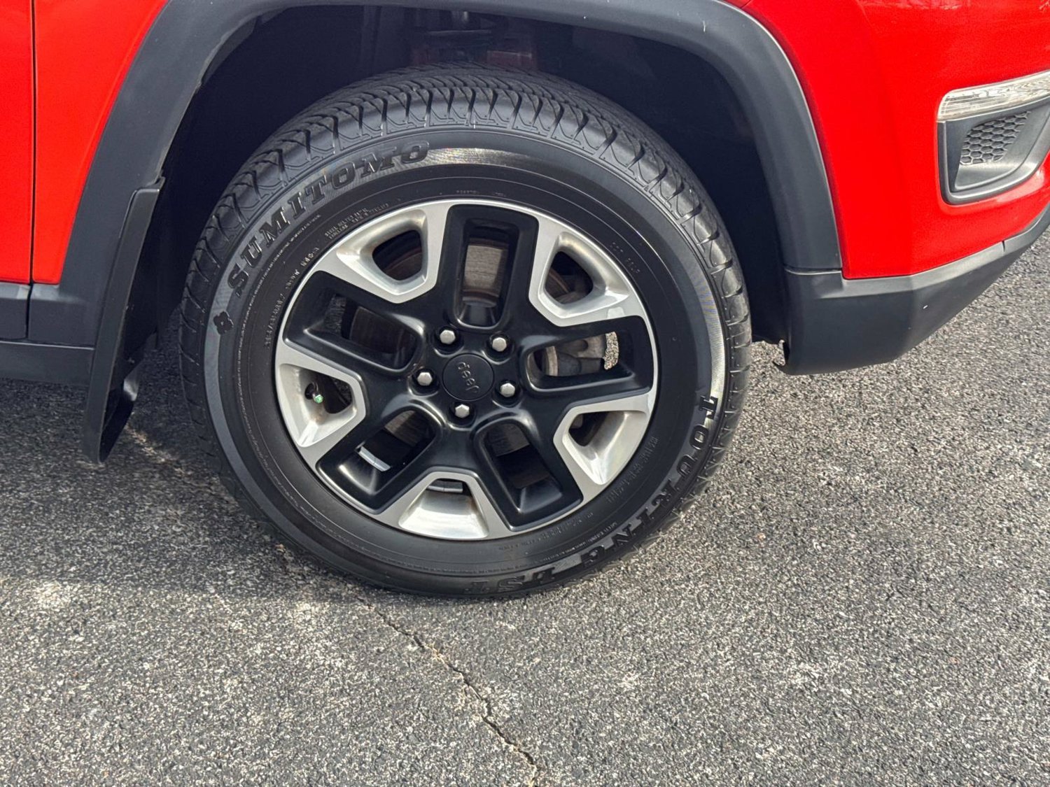 Used 2018 Jeep Compass Trailhawk w/ Cold Weather Group AWD/4WD image 14