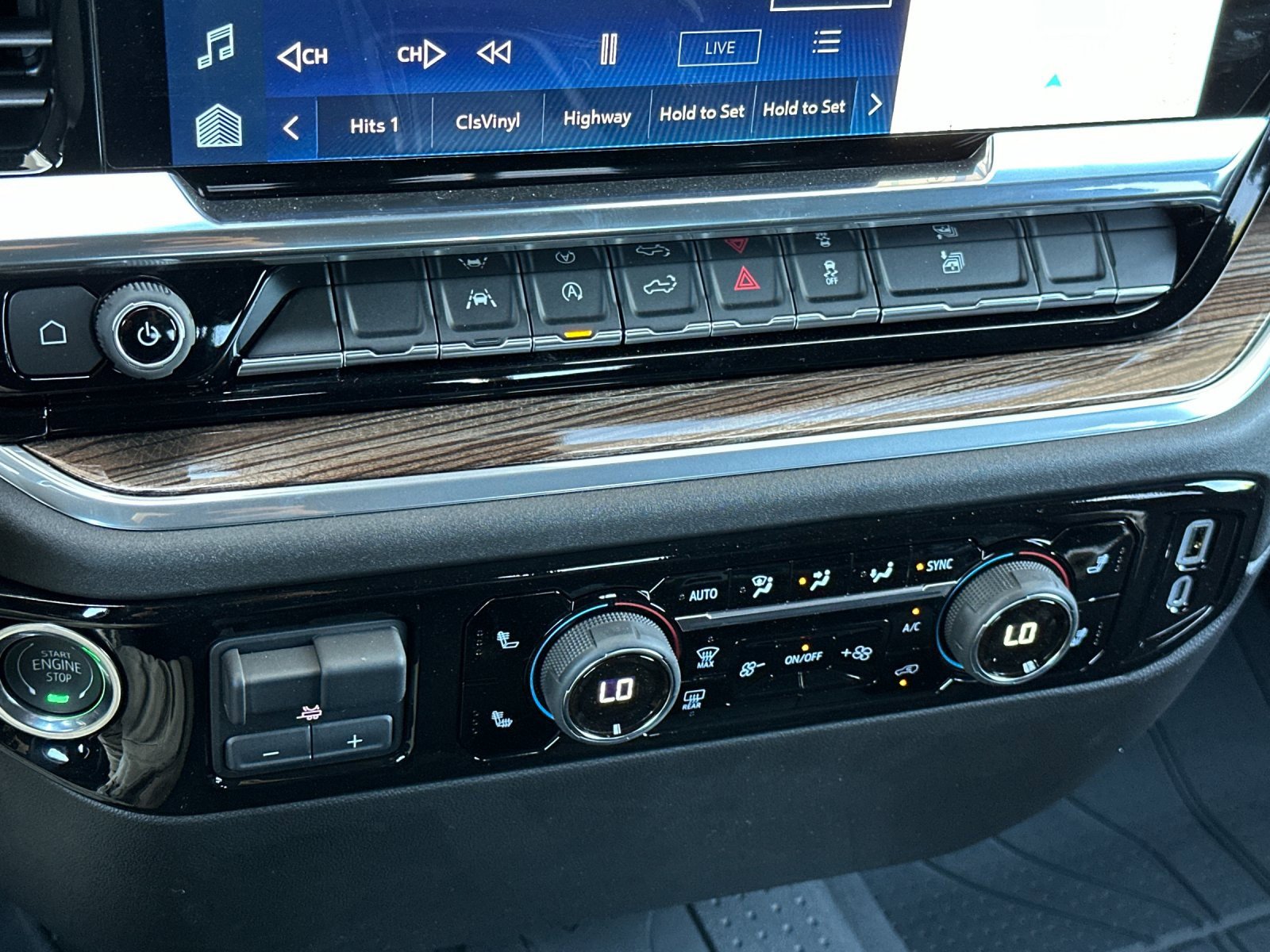 New 2025 Chevrolet Silverado 1500 LT w/ All Star Edition Plus image 23