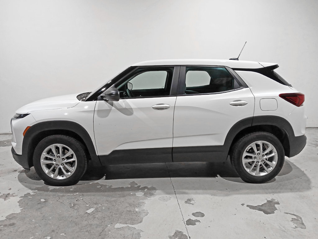 Used 2024 Chevrolet TrailBlazer LS FWD image 4