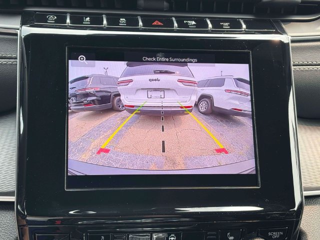 New 2026 Jeep Grand Cherokee Laredo X AWD/4WD image 25