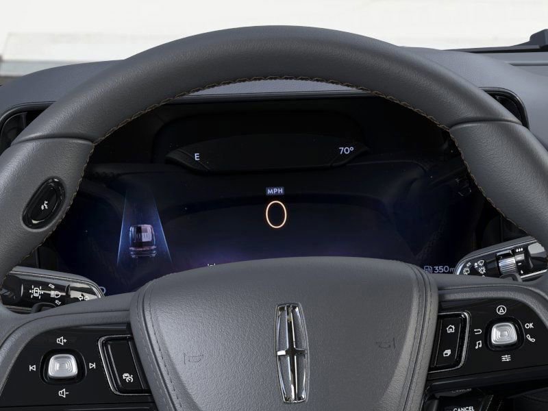 New 2026 Lincoln Aviator AWD image 13