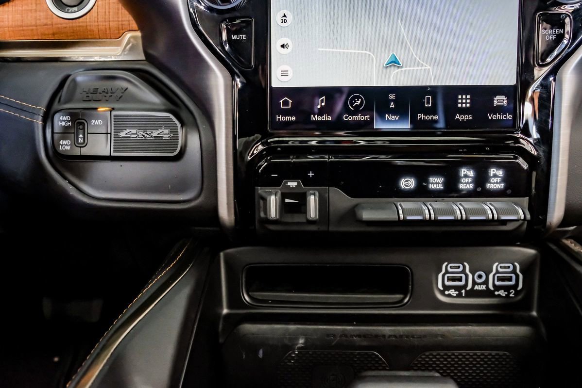 Used 2024 RAM 2500 Limited image 27