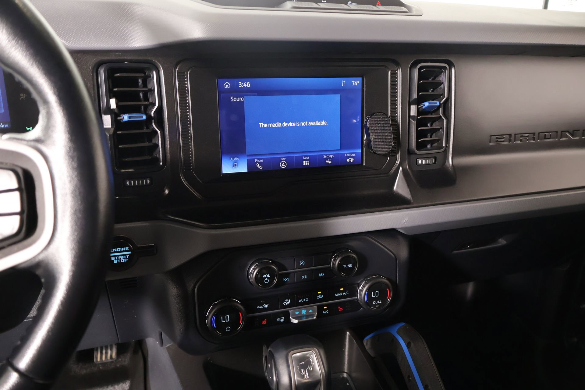 Used 2023 Ford Bronco Black Diamond AWD/4WD image 5