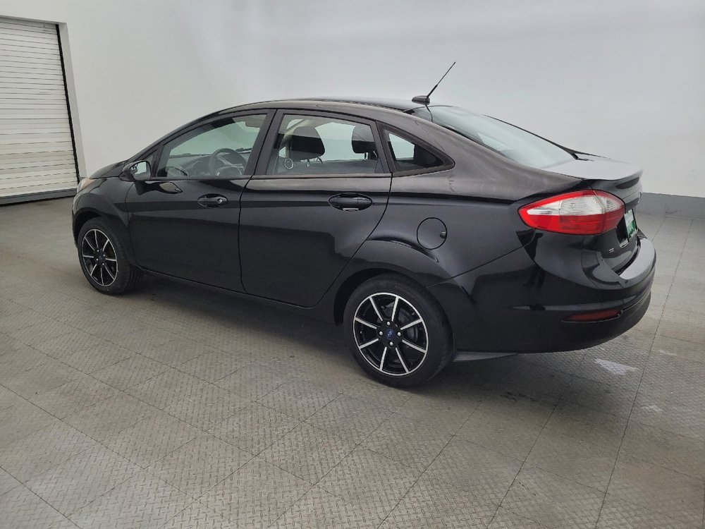 Used 2019 Ford Fiesta SE image 3