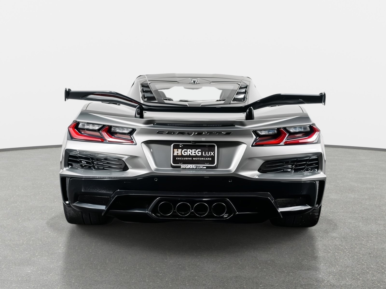 Used 2023 Chevrolet Corvette Z06 w/ Z07 Performance Package RWD image 11