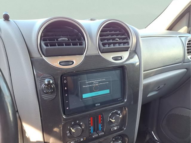 Used 2008 GMC Envoy SLE w/ Sun And Sound Package AWD/4WD image 9