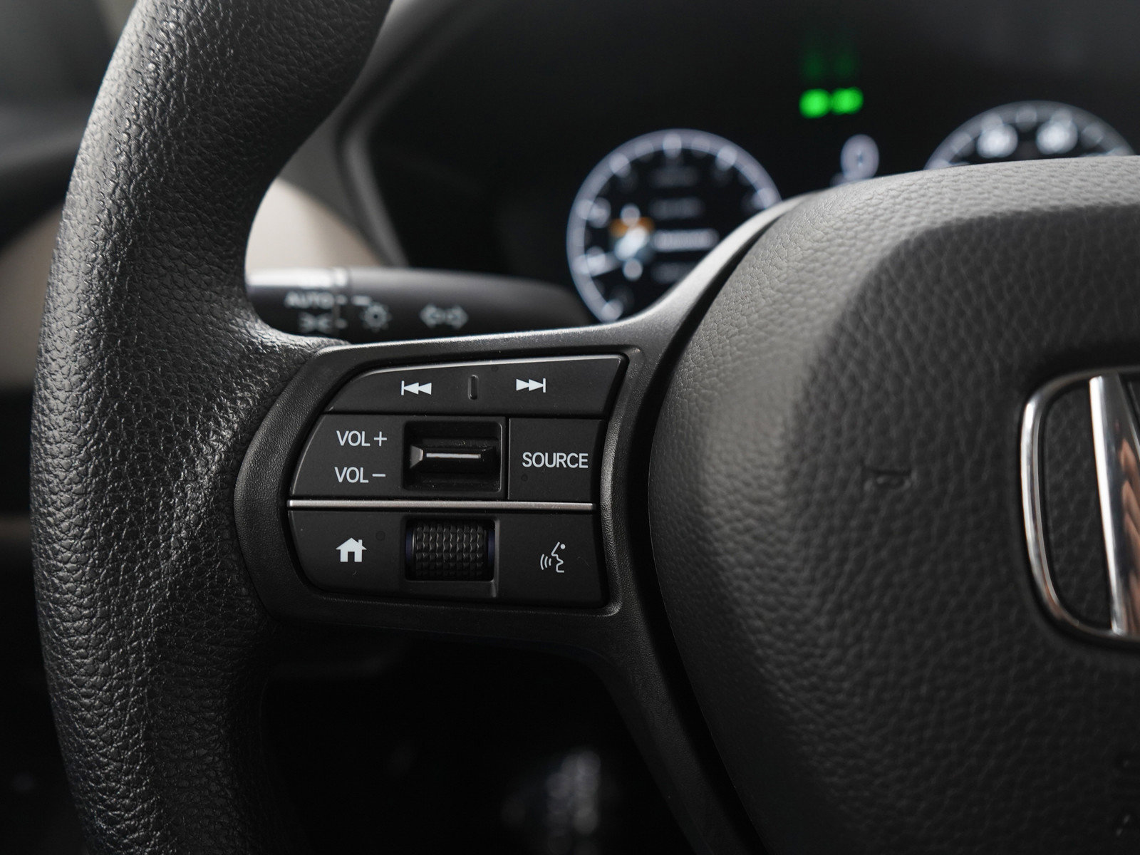 Used 2023 Honda HR-V LX image 24