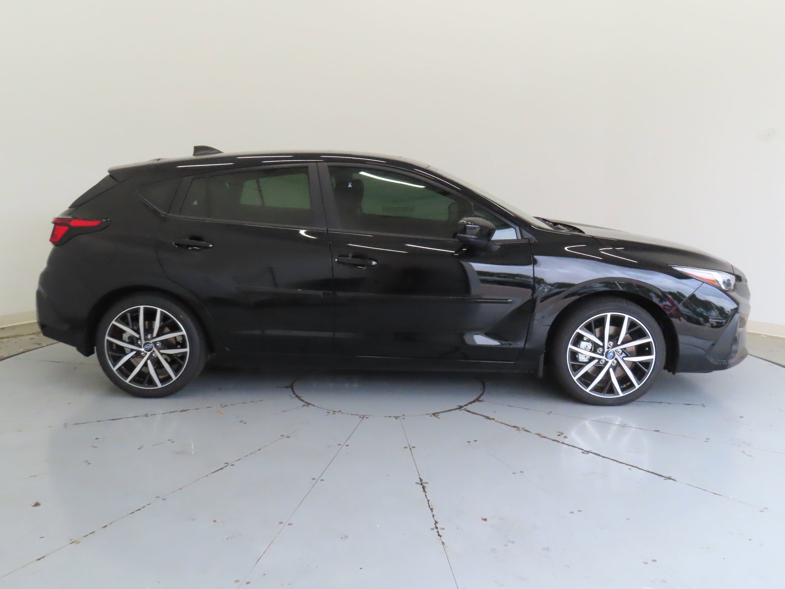 New 2026 Subaru Impreza 2.0i Sport AWD/4WD image 2