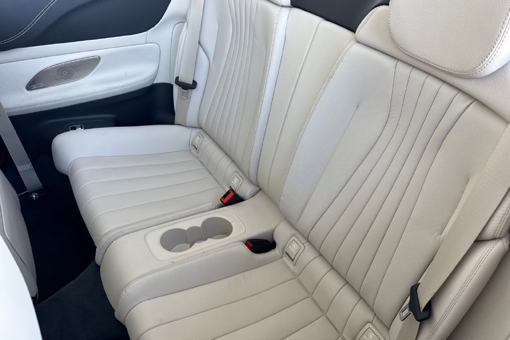 Used 2023 Mercedes-Benz E 450 Cabriolet image 7