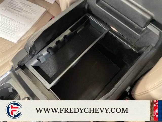 Used 2024 Ford Expedition Limited image 29