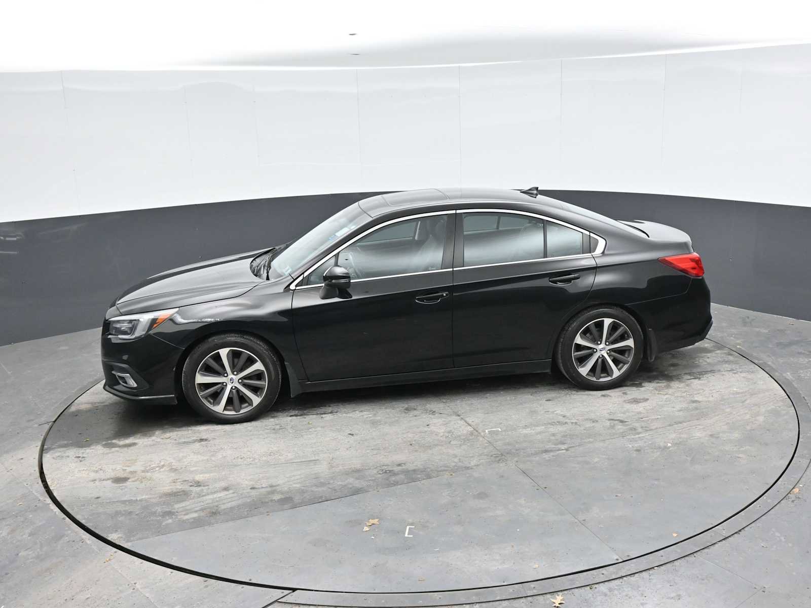 Used 2018 Subaru Legacy 2.5i Limited AWD/4WD image 31