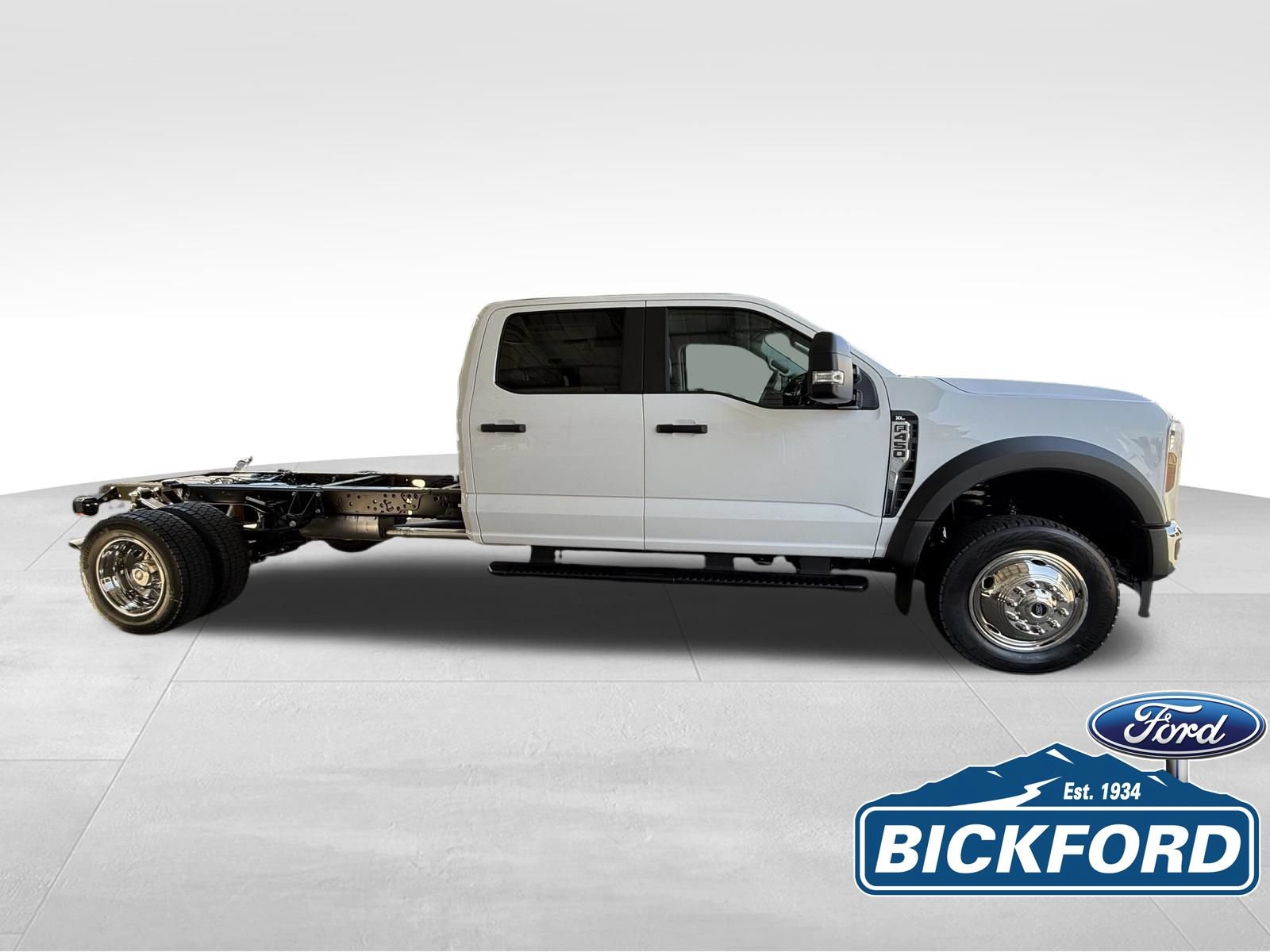 New 2026 Ford F450 XL w/ XL Chrome Package AWD/4WD image 4