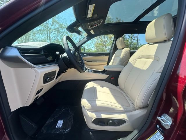New 2026 Jeep Grand Cherokee L Limited AWD/4WD image 23