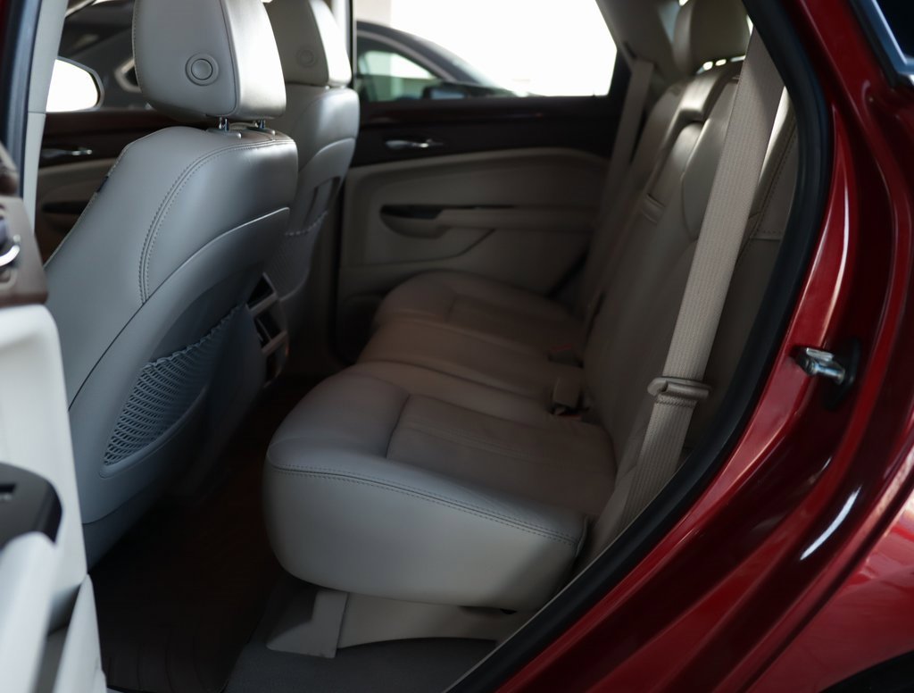 Used 2015 Cadillac SRX Luxury w/ Driver Awareness Package image 27