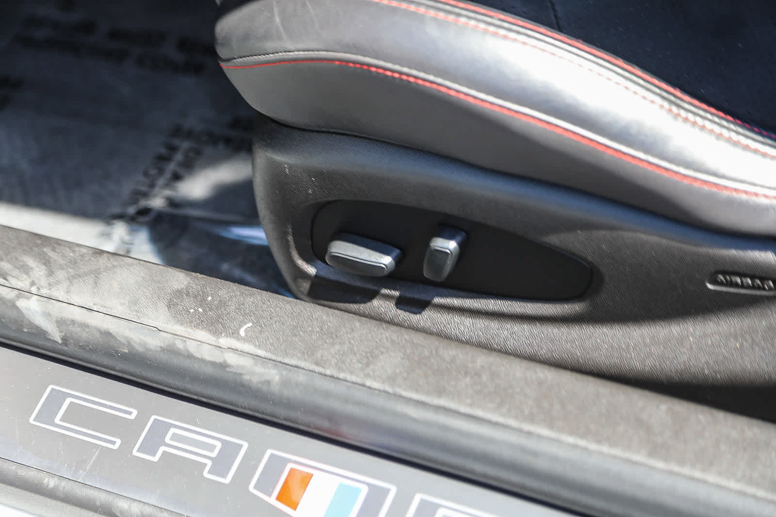 Used 2018 Chevrolet Camaro ZL1 RWD image 20