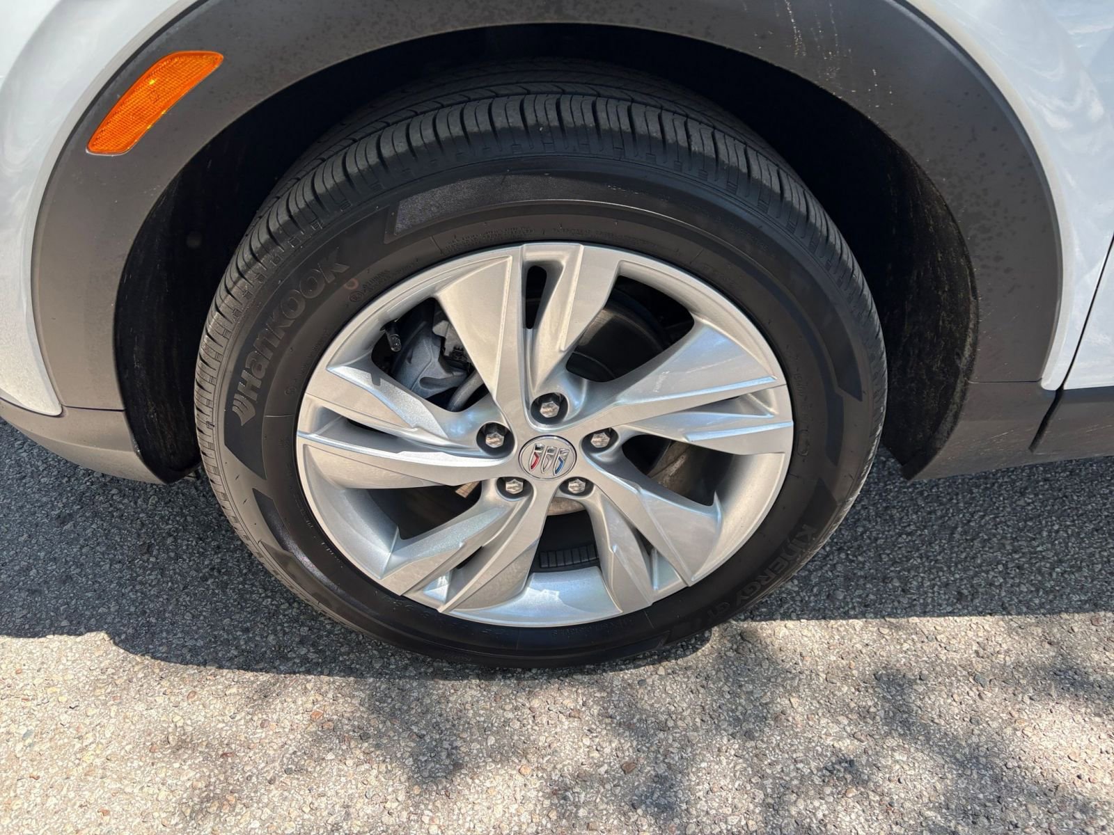 Used 2025 Buick Encore GX Preferred FWD image 29
